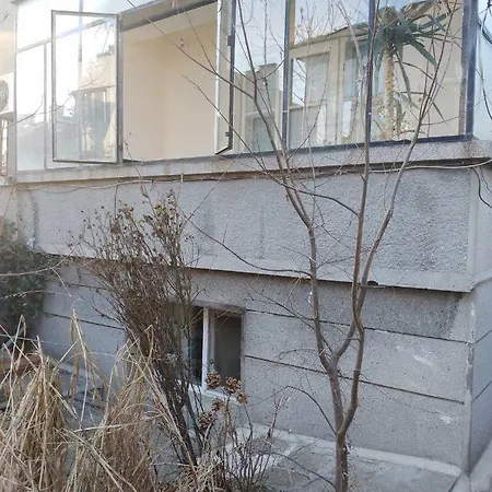 Jordan Art House Къща за гости *